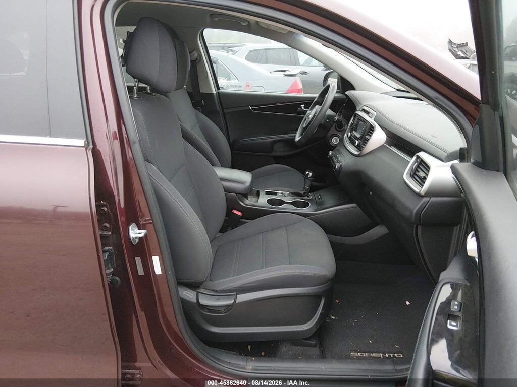 5XYPGDA59HG327904 2017 KIA SORENTO photo no. 5