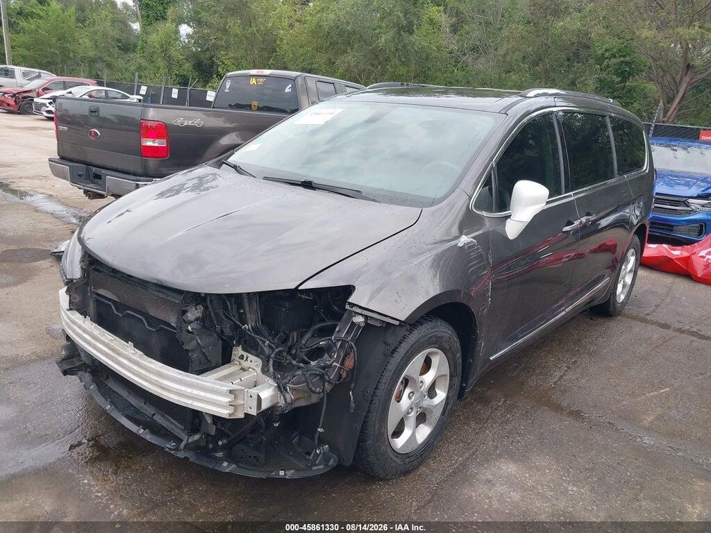 2C4RC1EG8HR614435 2017 CHRYSLER PACIFICA photo no. 2