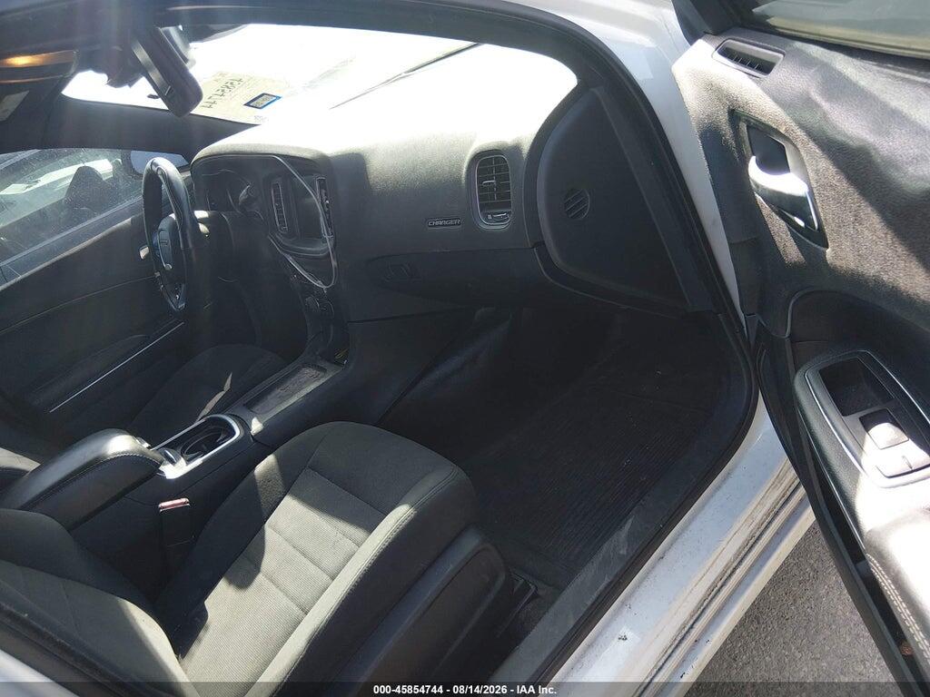 2C3CDXAT0GH228691 2016 DODGE CHARGER photo no. 5
