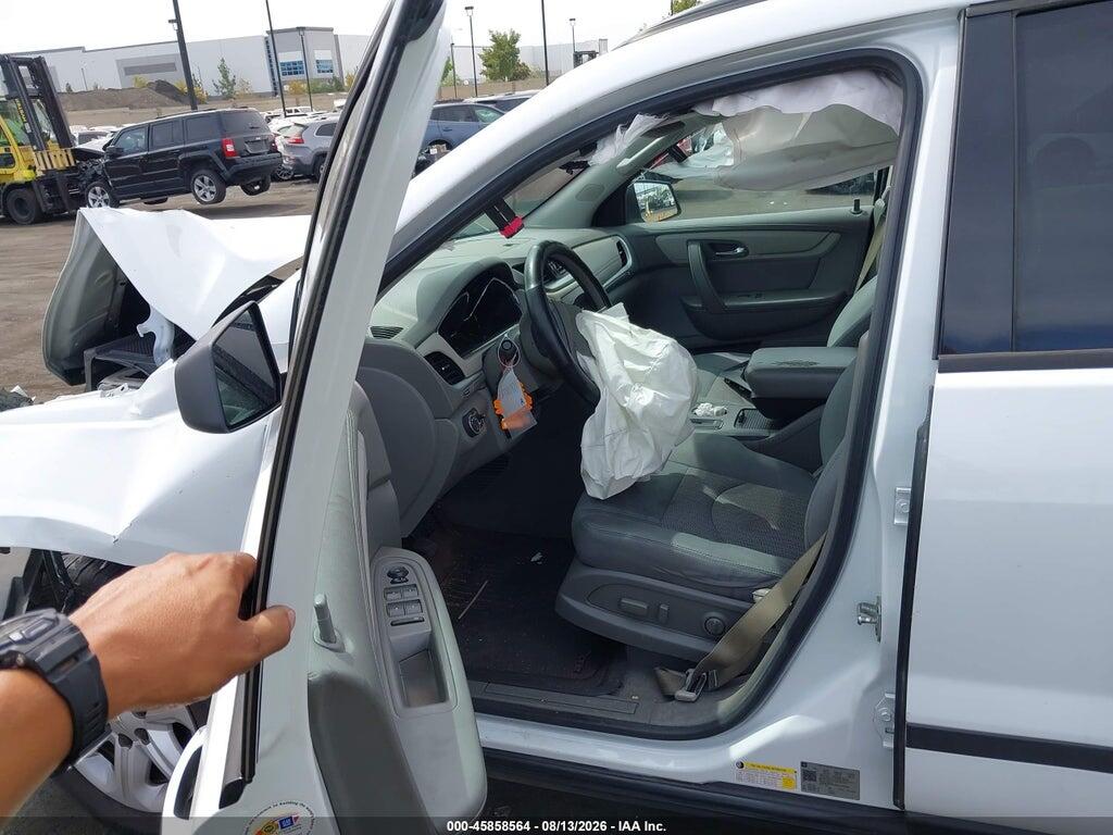 1GNKRFKD3HJ340466 2017 CHEVROLET TRAVERSE photo no. 5