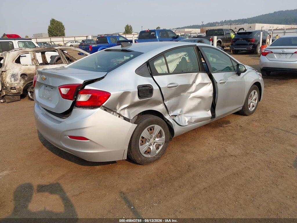 1G1BC5SM6J7219902 2018 CHEVROLET CRUZE photo no. 4