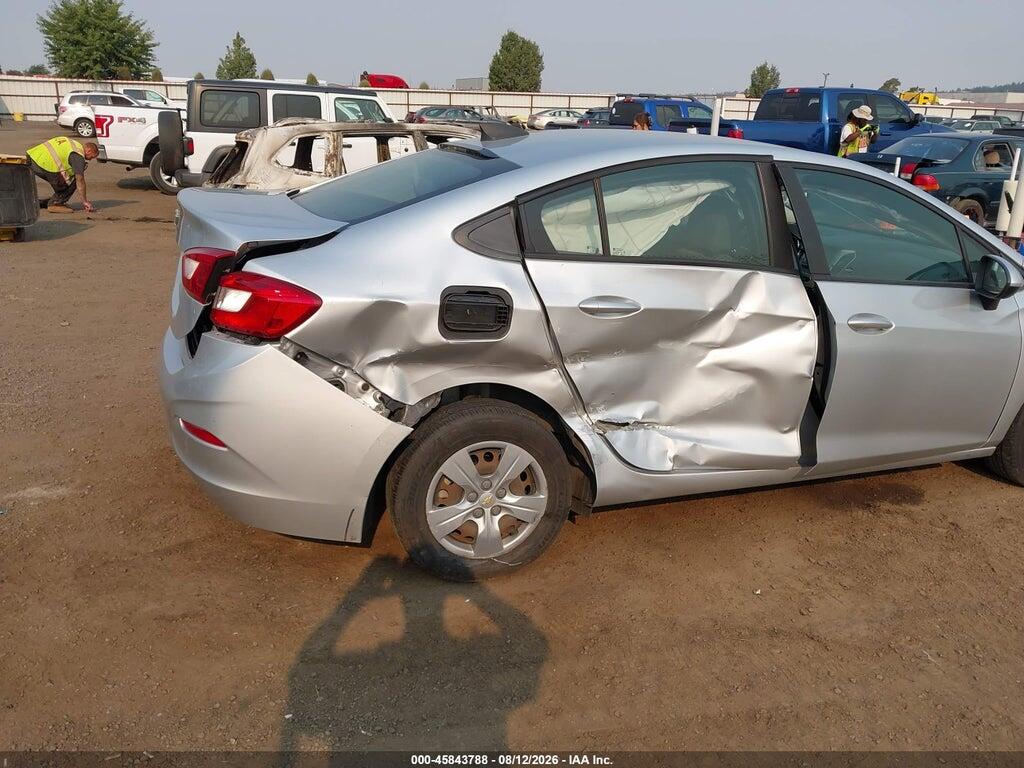 1G1BC5SM6J7219902 2018 CHEVROLET CRUZE photo no. 6