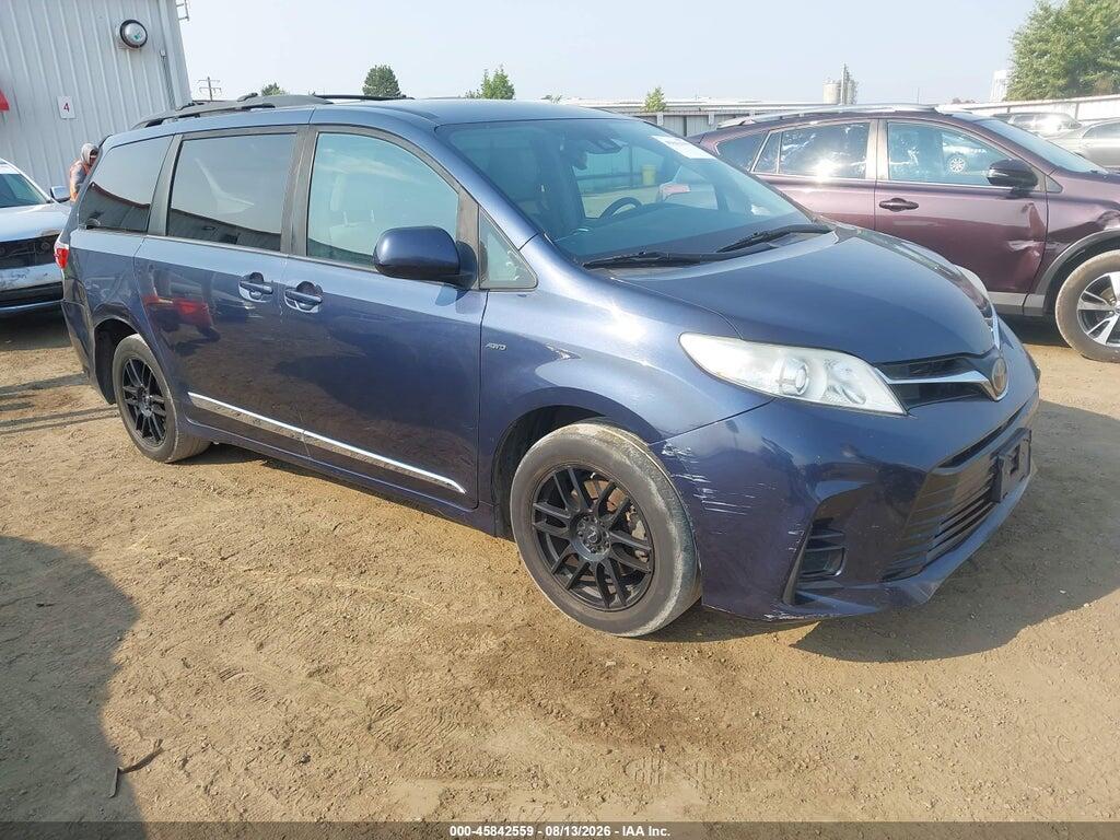 5TDJZ3DC1JS198179 2018 TOYOTA SIENNA photo no. 1