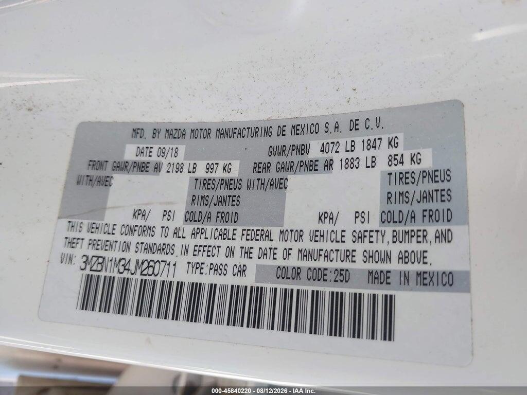 3MZBN1M34JM260711 2018 MAZDA MAZDA3 photo no. 9