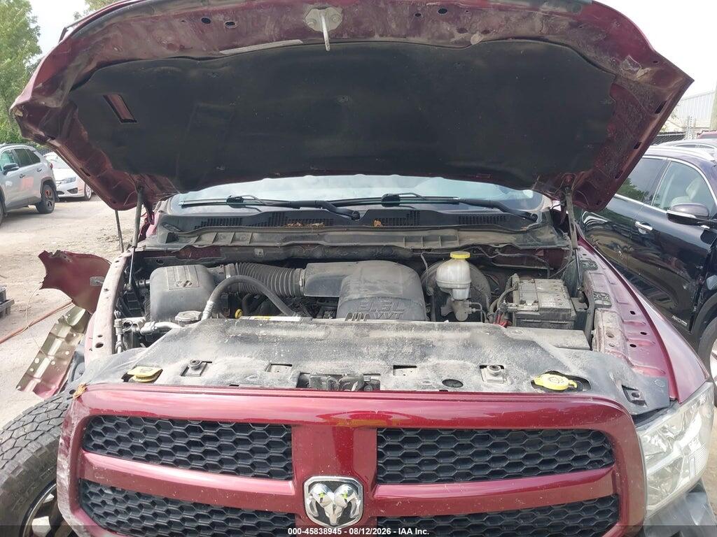 1C6RR7FG4JS339450 2018 RAM 1500 photo no. 10