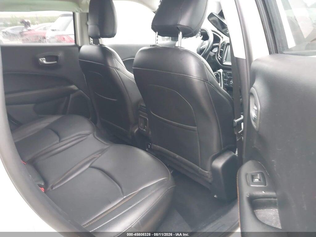 3C4NJDCBXKT672418 2019 JEEP COMPASS photo no. 8
