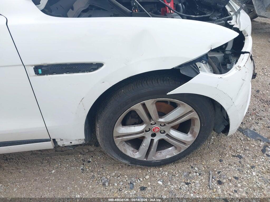 SADCL2GX2JA282810 2018 JAGUAR F-PACE photo no. 6