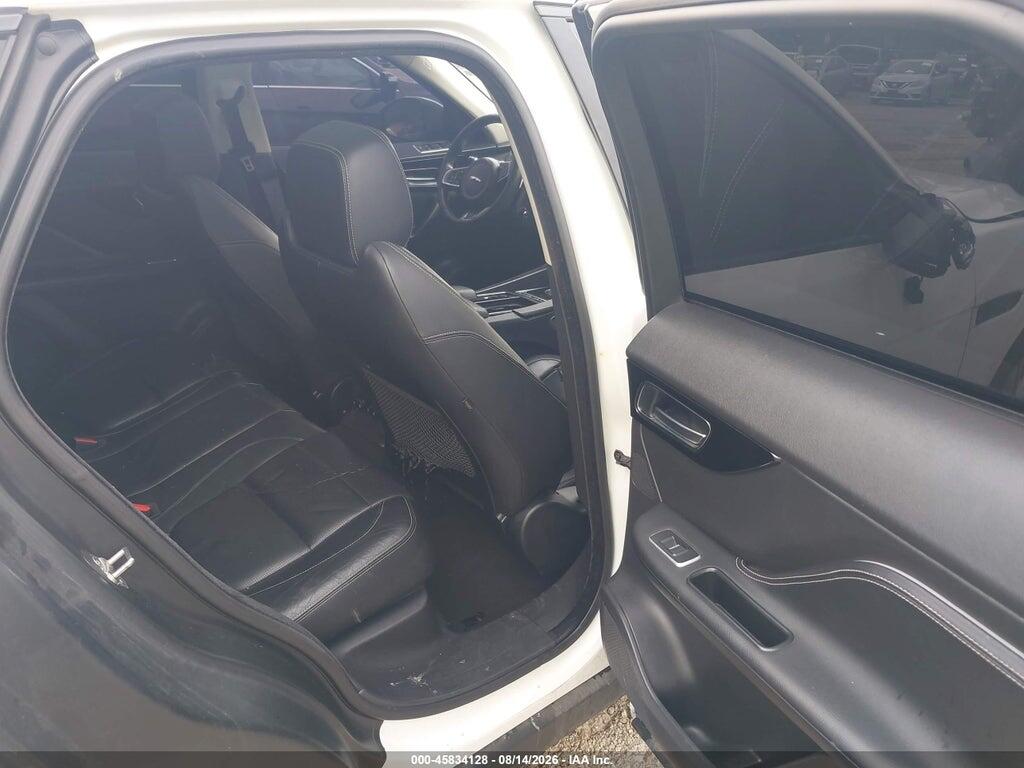 SADCL2GX2JA282810 2018 JAGUAR F-PACE photo no. 8