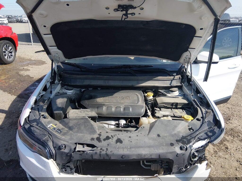 1C4PJLCB4KD264781 2019 JEEP CHEROKEE photo no. 10