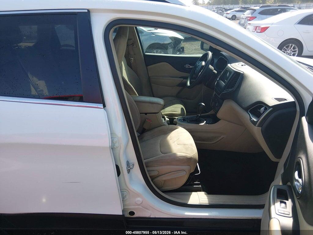 1C4PJLCB4KD264781 2019 JEEP CHEROKEE photo no. 5