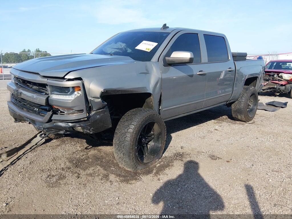 3GCUKREC0HG356099 2017 CHEVROLET SILVERADO 1500 photo no. 2