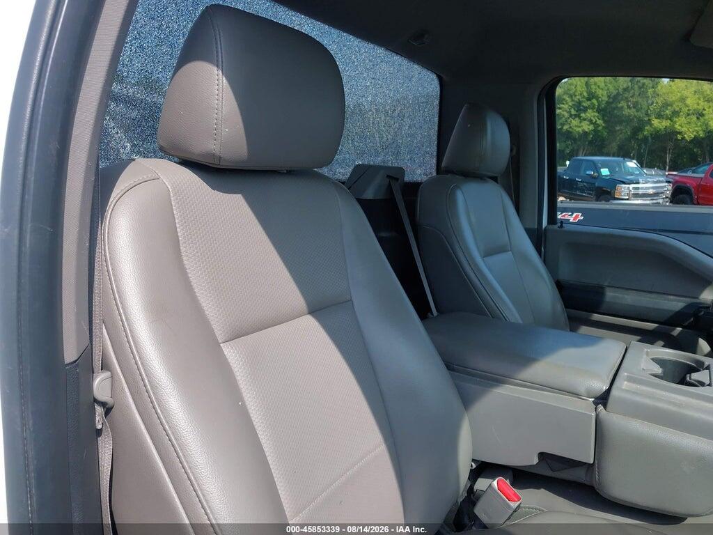 1FTMF1C85HKC09774 2017 FORD F-150 photo no. 8
