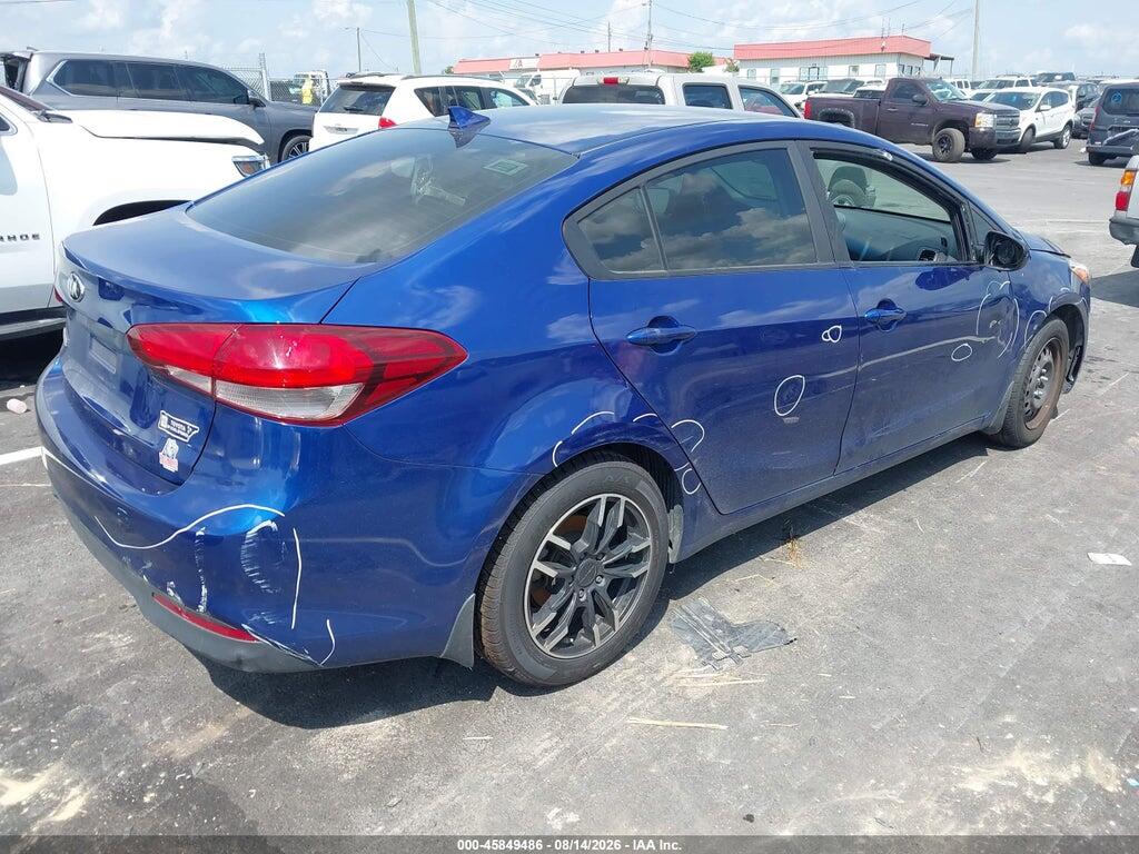 3KPFK4A70HE094326 2017 KIA FORTE photo no. 4