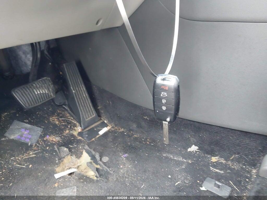 KNDPMCAC3J7350504 2018 KIA SPORTAGE photo no. 11