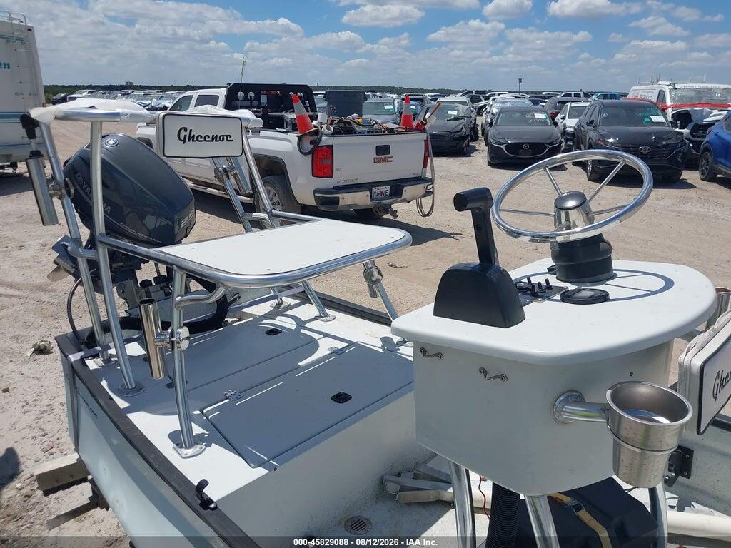 00000UGW51376J718 2018 CUSTOM GHEENOE LOW TIDE 25 RAPTOR photo no. 8