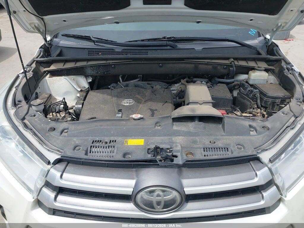 5TDBZRFH9JS494079 2018 TOYOTA HIGHLANDER photo no. 10