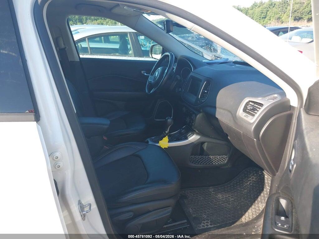 3C4NJDBB8KT847301 2019 JEEP COMPASS photo no. 5