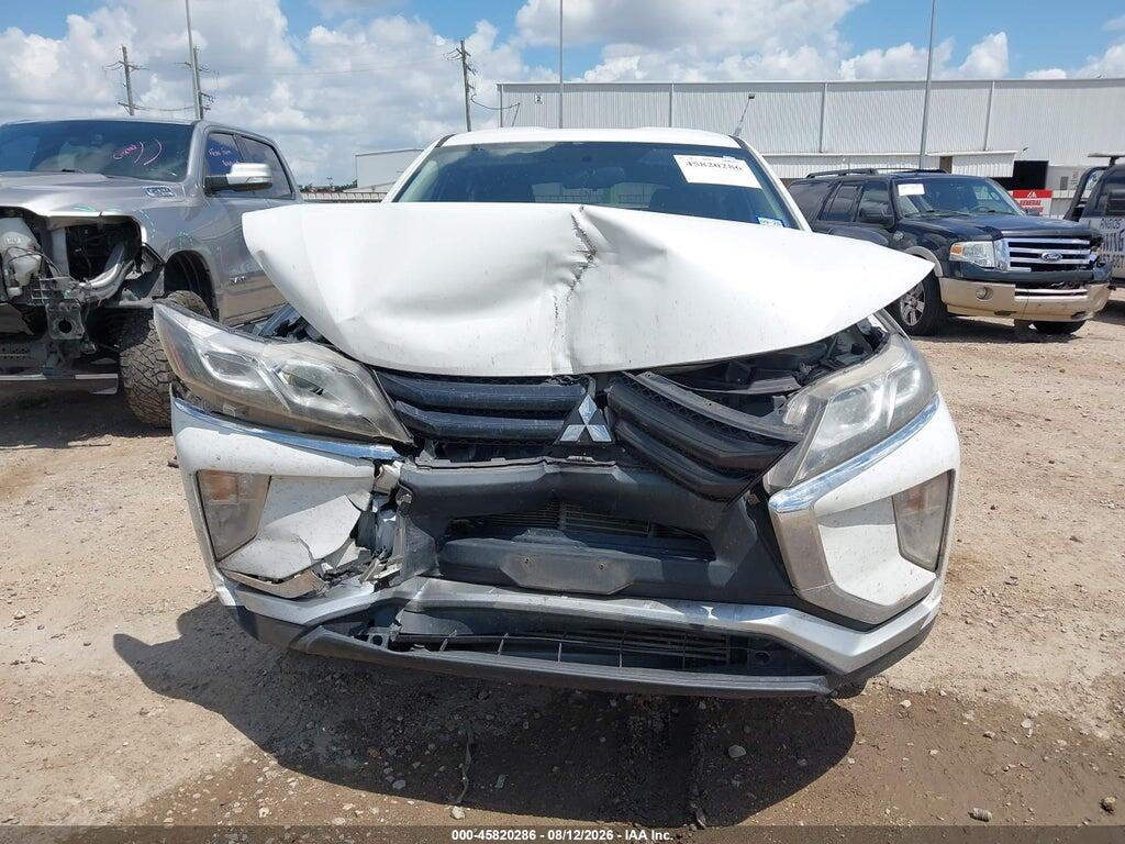 JA4AT4AA4JZ045217 2018 MITSUBISHI ECLIPSE CROSS photo no. 12