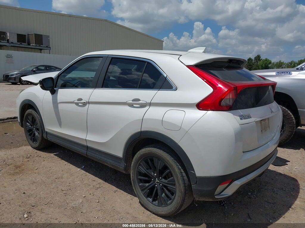 JA4AT4AA4JZ045217 2018 MITSUBISHI ECLIPSE CROSS photo no. 3