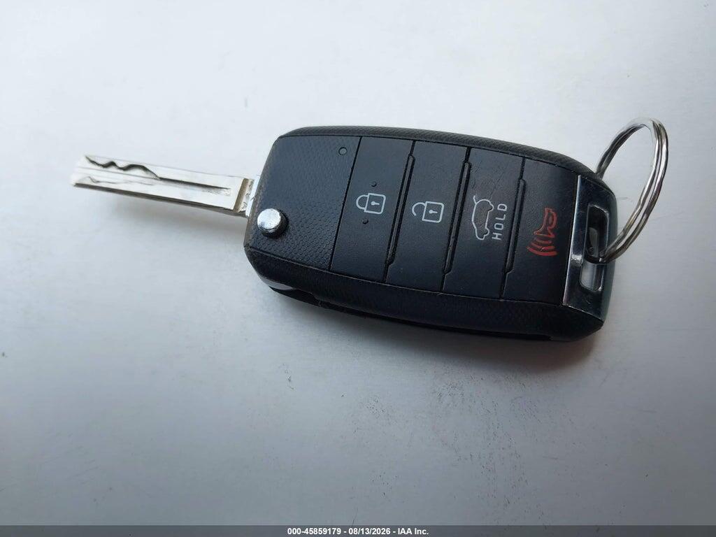 KNDJP3A53F7119320 2015 KIA SOUL photo no. 11