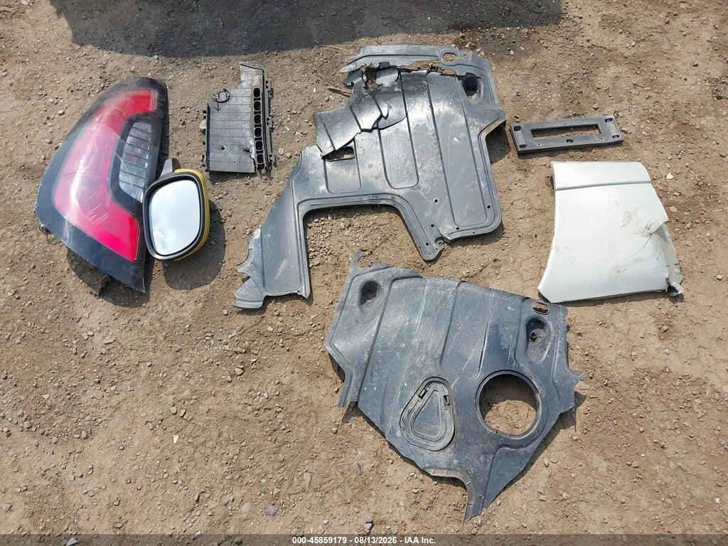KNDJP3A53F7119320 2015 KIA SOUL photo no. 12