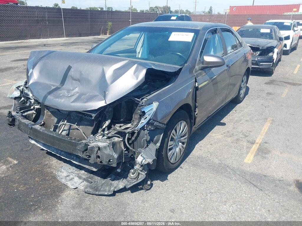 4T1BF1FK1FU040381 2015 TOYOTA CAMRY photo no. 2