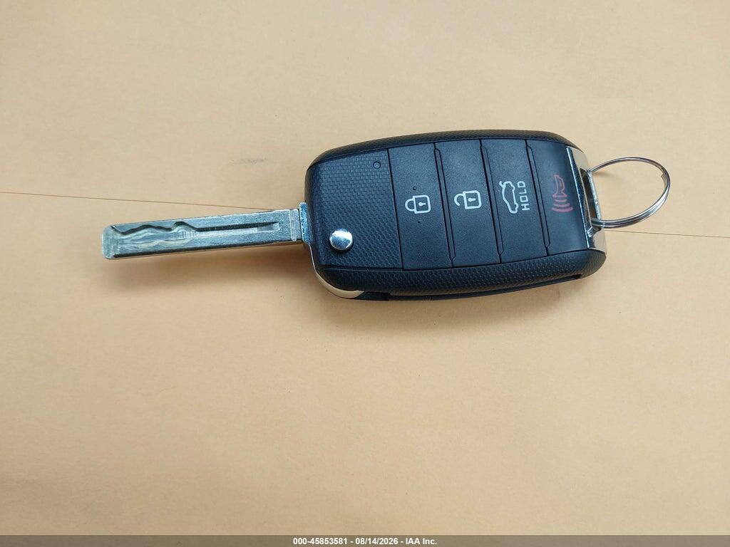 KNDJN2A24F7784832 2015 KIA SOUL photo no. 11
