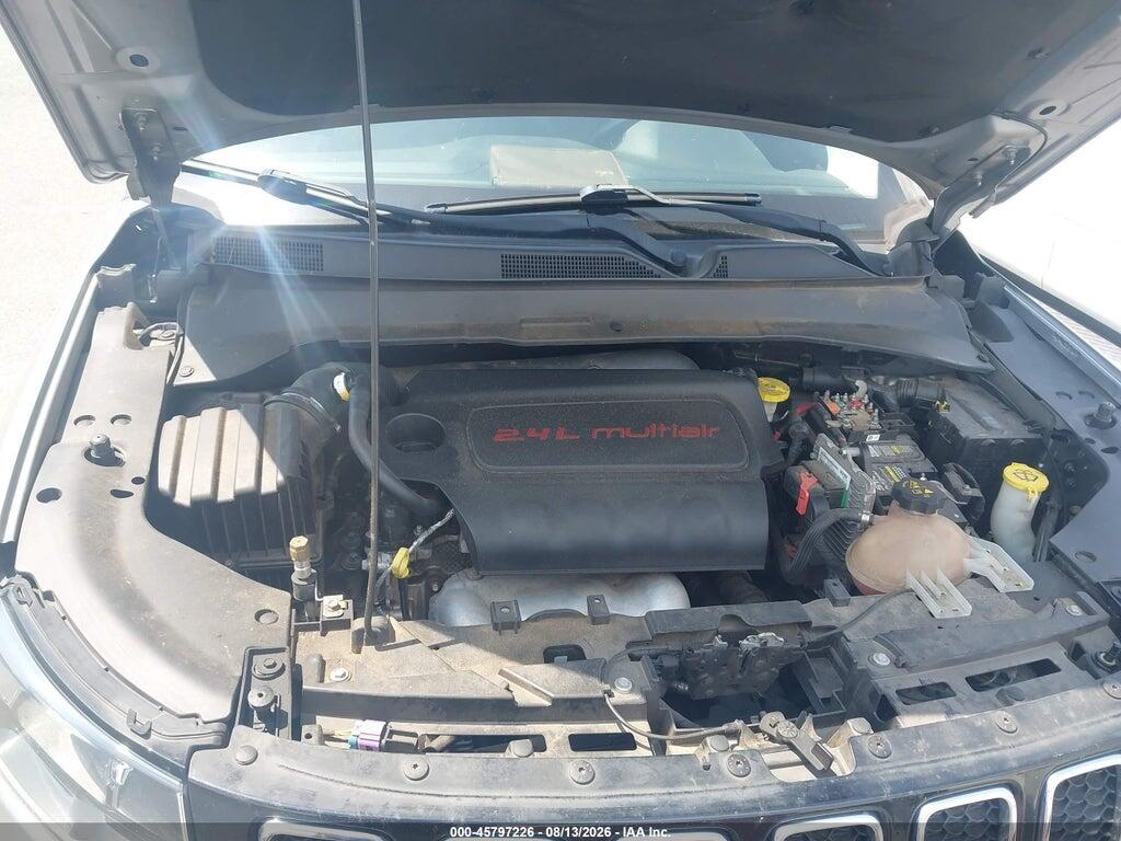 3C4NJCBB2JT425162 2018 JEEP COMPASS photo no. 10