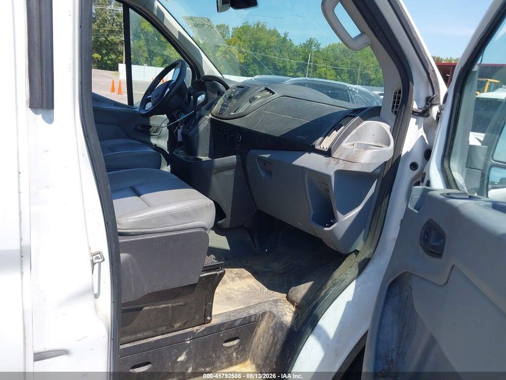 1FTYE2YM3JKA25519 2018 FORD TRANSIT-150 photo no. 5