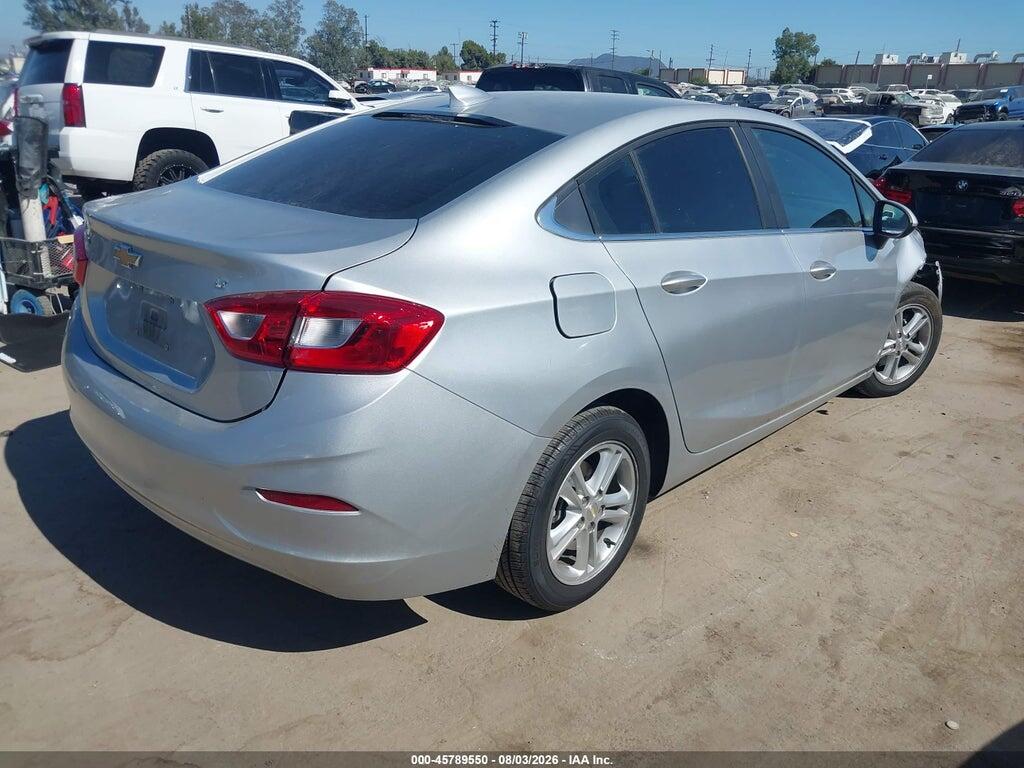 1G1BE5SM0J7106506 2018 CHEVROLET CRUZE photo no. 4
