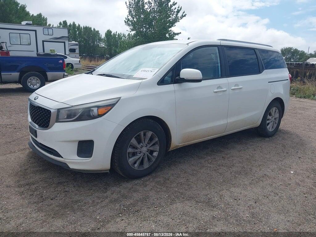 KNDMB5C11F6068584 2015 KIA SEDONA photo no. 2