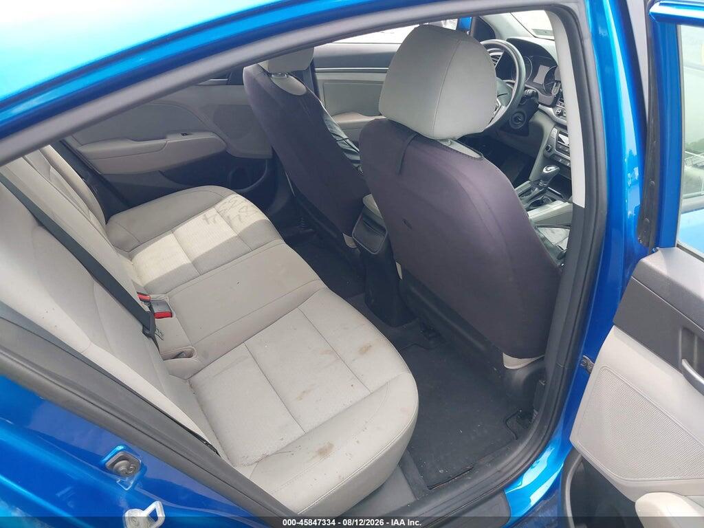 5NPD84LF8HH130849 2017 HYUNDAI ELANTRA photo no. 8