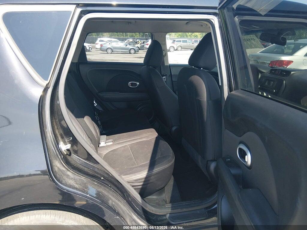 KNDJN2A22F7205532 2015 KIA SOUL photo no. 8