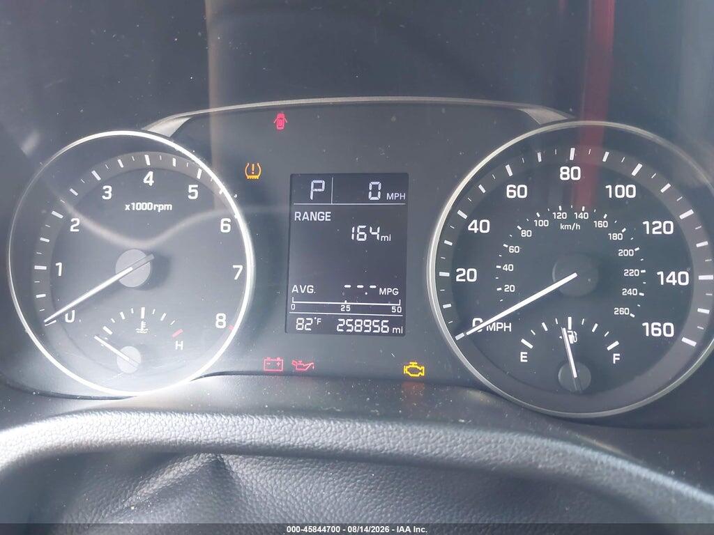 5NPD74LF2HH205953 2017 HYUNDAI ELANTRA photo no. 7