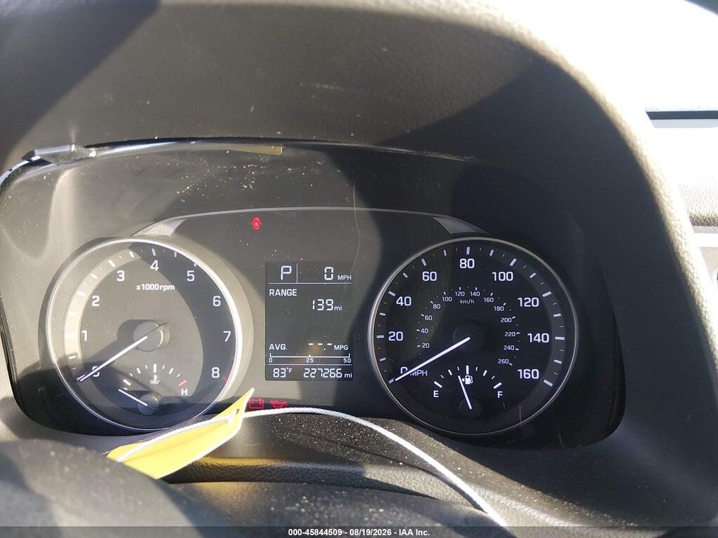 5NPD74LF6HH149113 2017 HYUNDAI ELANTRA photo no. 7