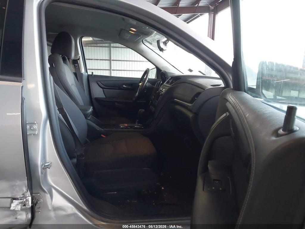 1GNKRGKD0HJ137329 2017 CHEVROLET TRAVERSE photo no. 5
