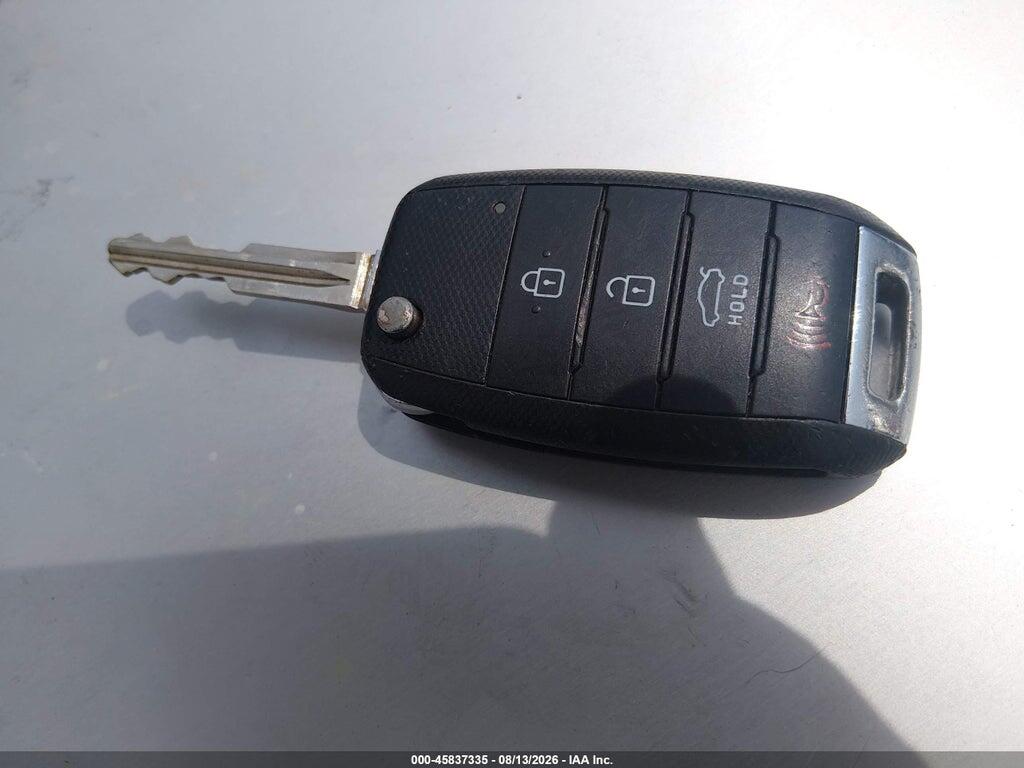 3KPFK4A77HE080326 2017 KIA FORTE photo no. 11
