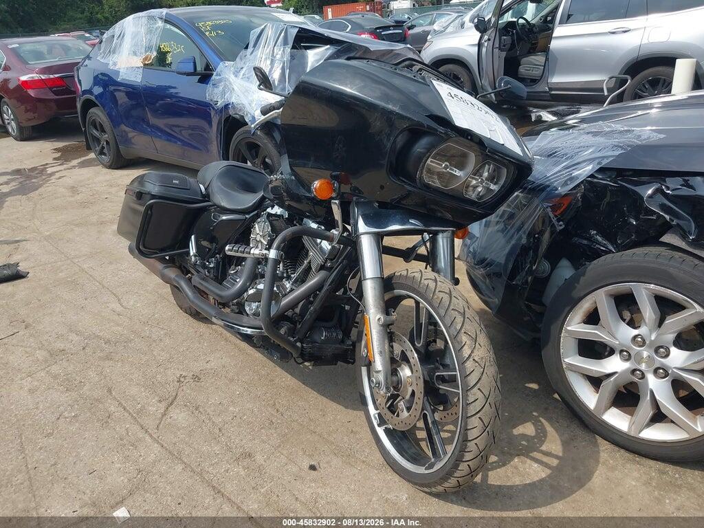 2015 HARLEY-DAVIDSON FLTRX 1HD1KHM11FB607875