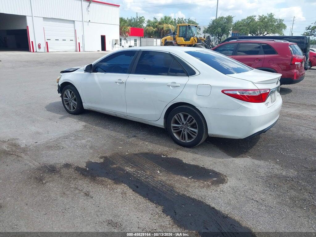 4T1BF1FKXFU070186 2015 TOYOTA CAMRY photo no. 3