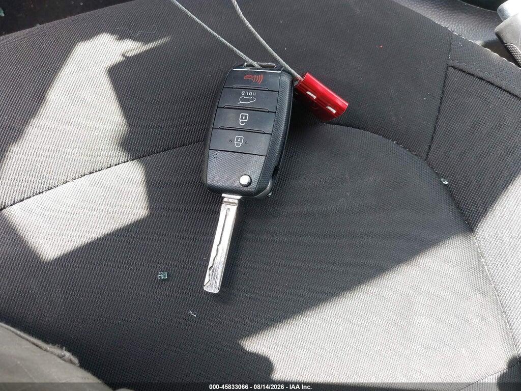 KNDJN2A22H7501475 2017 KIA SOUL photo no. 11