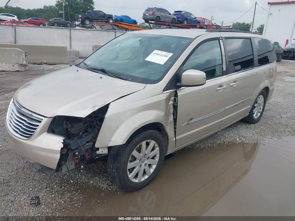 2C4RC1BG6GR280165 2016 CHRYSLER TOWN & COUNTRY photo no. 2