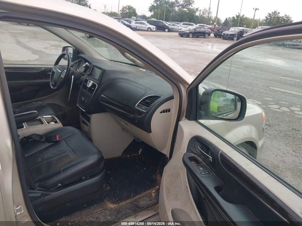 2C4RC1BG6GR280165 2016 CHRYSLER TOWN & COUNTRY photo no. 5
