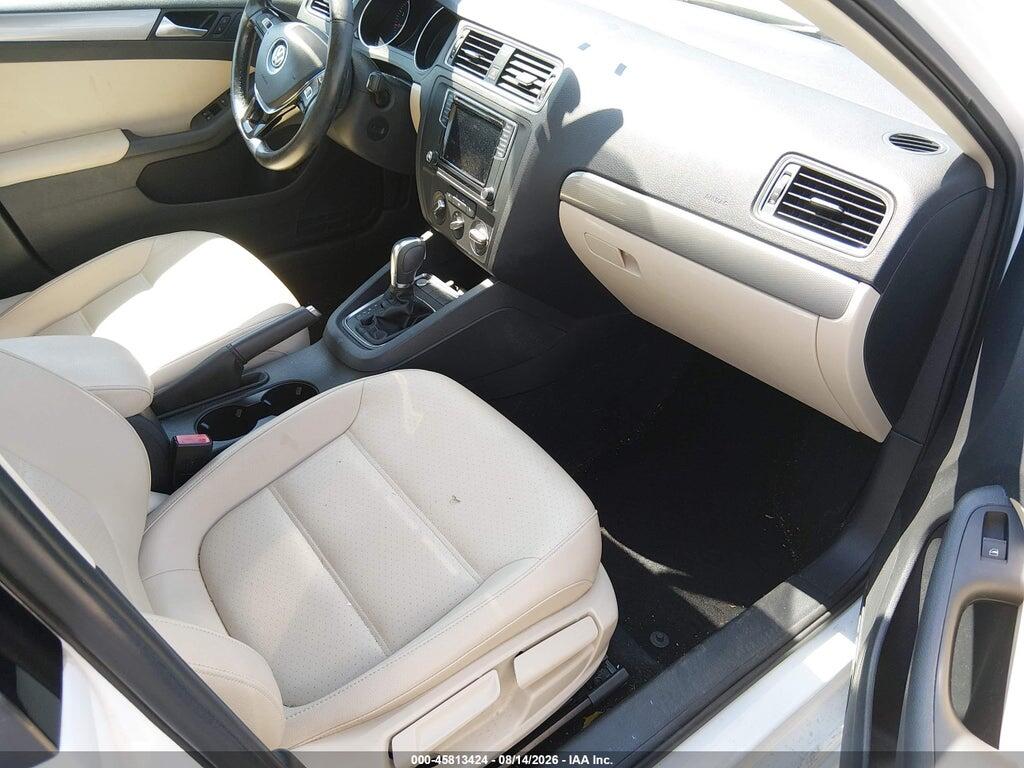 3VWDB7AJ2HM410851 2017 VOLKSWAGEN JETTA photo no. 5