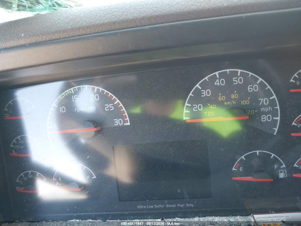 4V4NC9EJ2HN990624 2017 VOLVO VNL photo no. 5