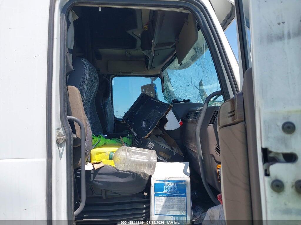 4V4NC9EJ2HN990624 2017 VOLVO VNL photo no. 7