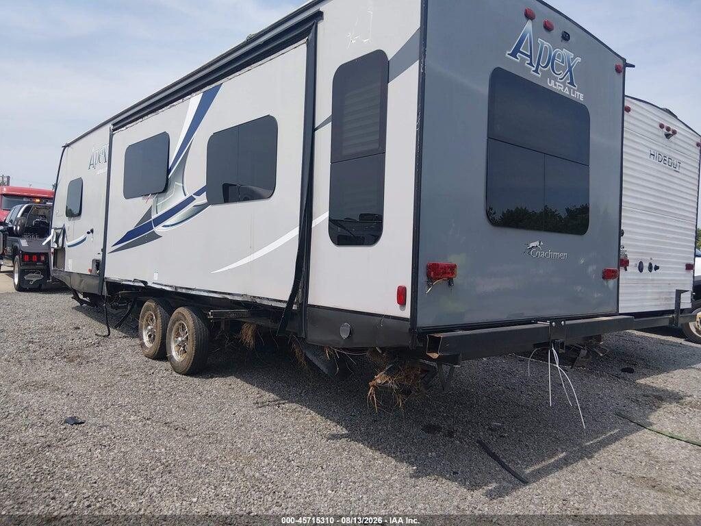 5ZT2CXTB0JF012717 2018 COACHMEN 279RLSS photo no. 3