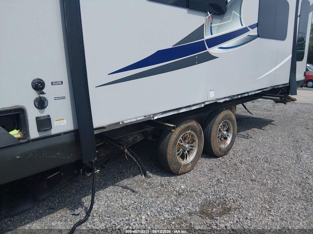 5ZT2CXTB0JF012717 2018 COACHMEN 279RLSS photo no. 6