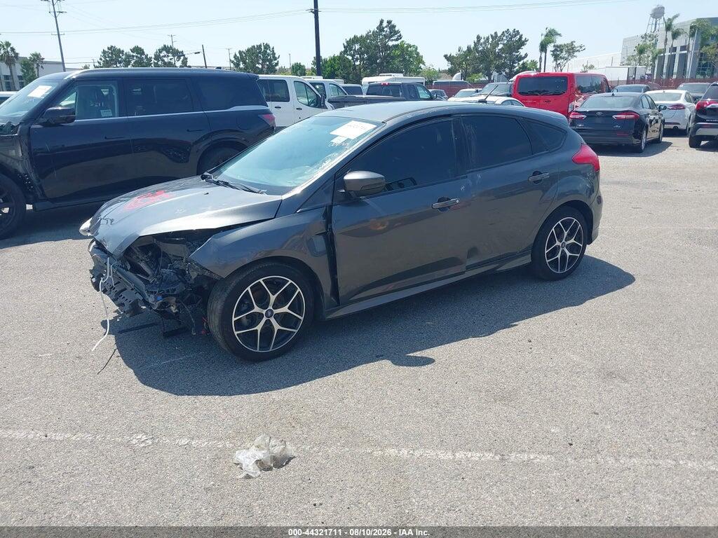 1FADP3K20GL399231 2016 FORD FOCUS photo no. 2