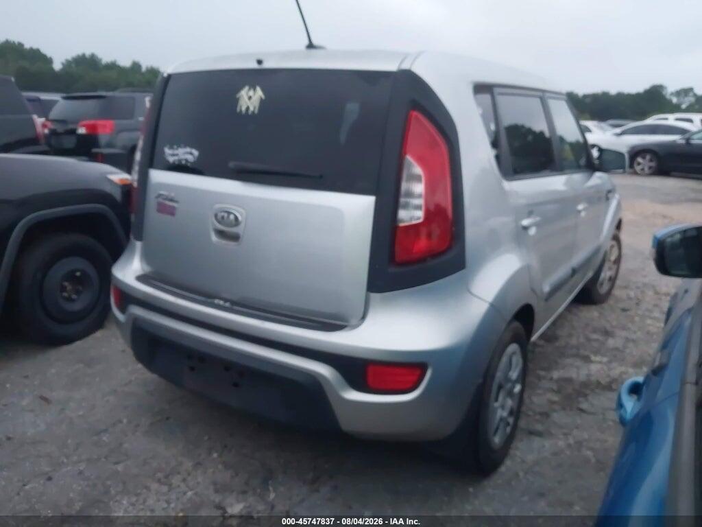 KNDJT2A55D7494208 2013 KIA SOUL photo no. 4