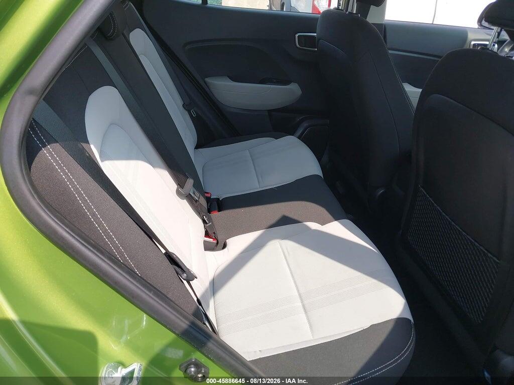 KMHRC8A33PU229583 2023 HYUNDAI VENUE photo no. 8